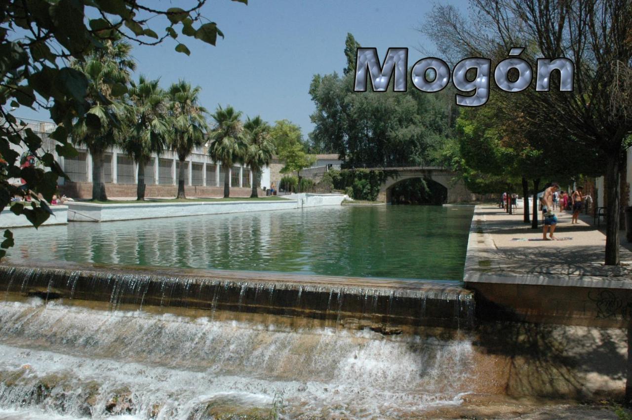 ビリャカリリョ Vivienda Rural Mogon-Junto Al Guadalquivir Bヴィラ エクステリア 写真